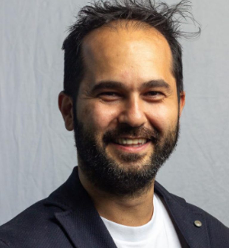 11 - Deniz Ozden - 2026